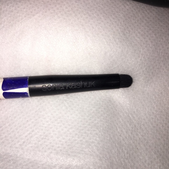 2 Used Sonia Kashuk Makeup Brushes - Picture 3 of 4